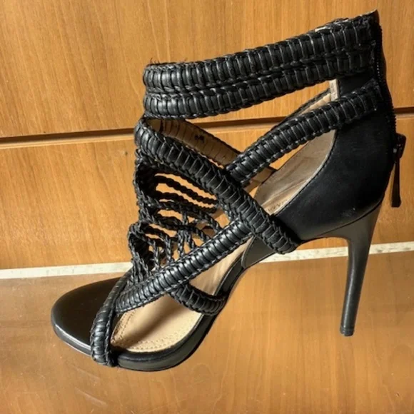 Pre-loved BCBG Black Gladiator Leather Sky High Heel Sandals - Size 6.5 - Picture 2 of 6